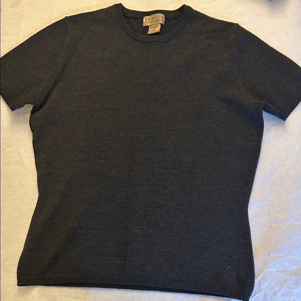 Episode Women's Wool Charcoal Short Sleeve Sweater